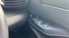 Toyota Yaris Cross 1.5 Hybrid Design 5dr CVT Hybrid Estate